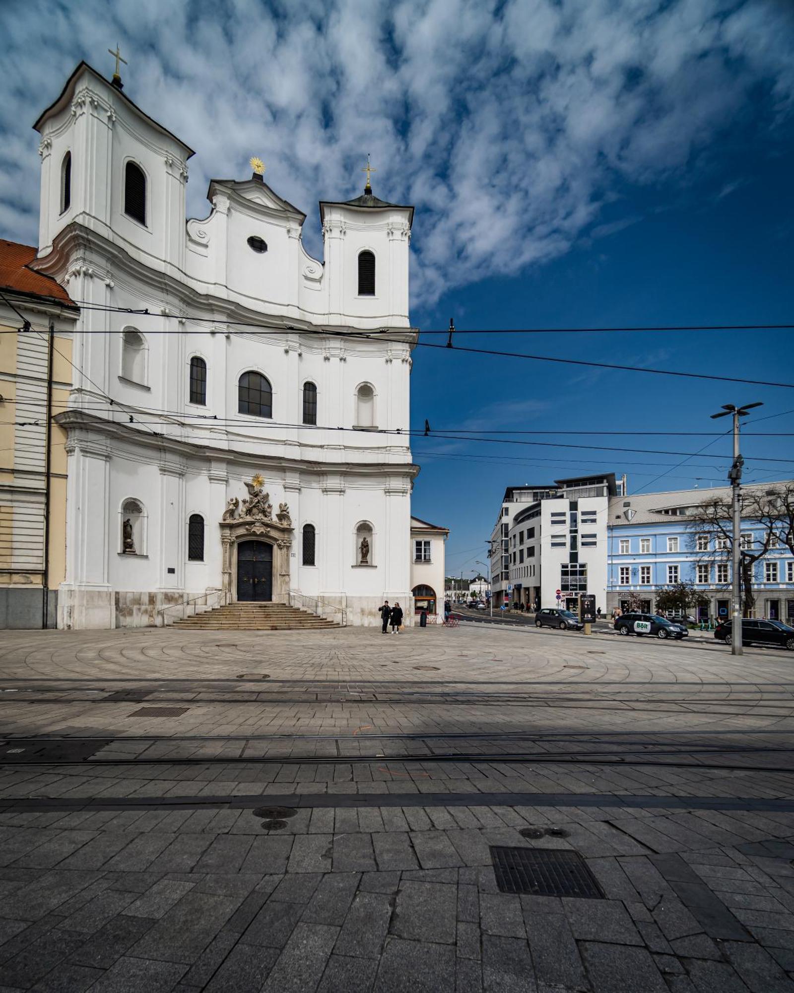 Luxurious And Royal Apartment In The Old Town Bratislava Eksteriør bilde